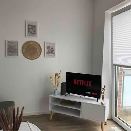 Moderne Neue 2 Zimmer Wohnung Uetersen Exterior foto