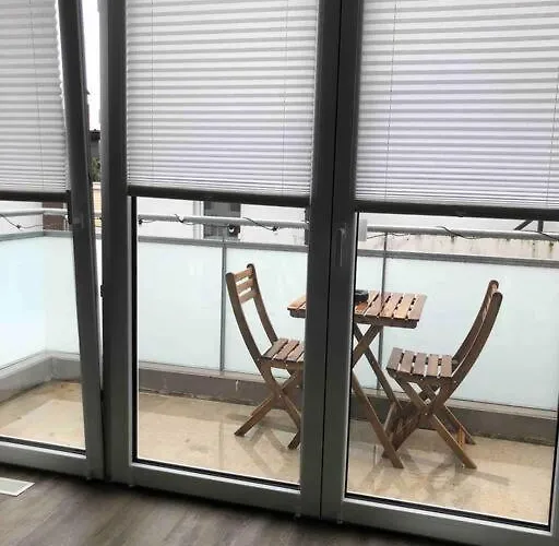 Moderne Neue 2 Zimmer Wohnung